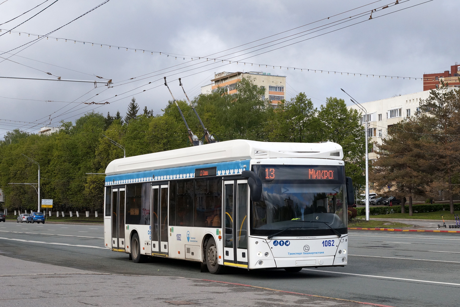 Уфа, УТТЗ-6241.01 «Горожанин» № 1062