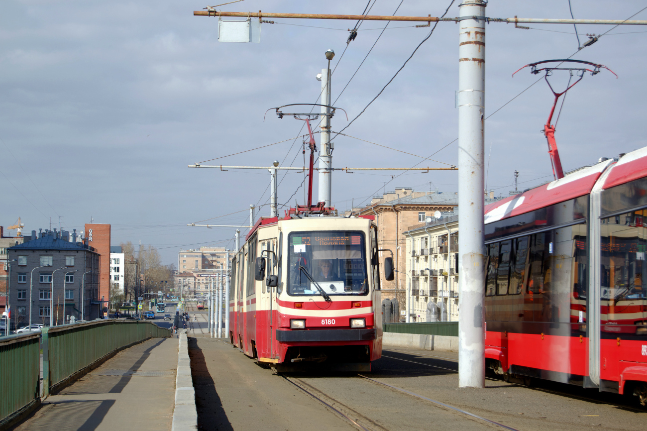 Санкт-Петербург, ЛВС-86К № 8180
