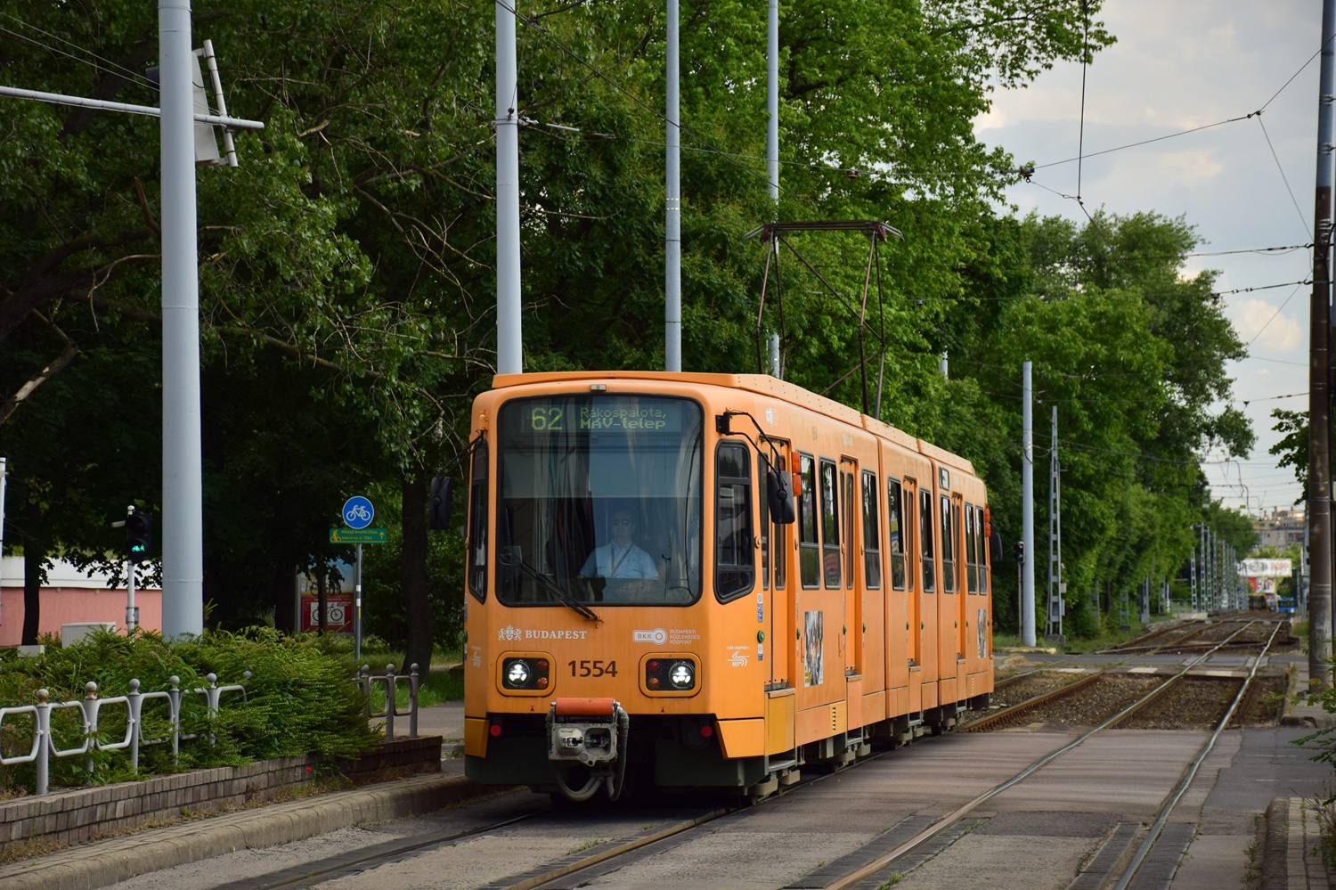 Budapest, Duewag TW6000 # 1554