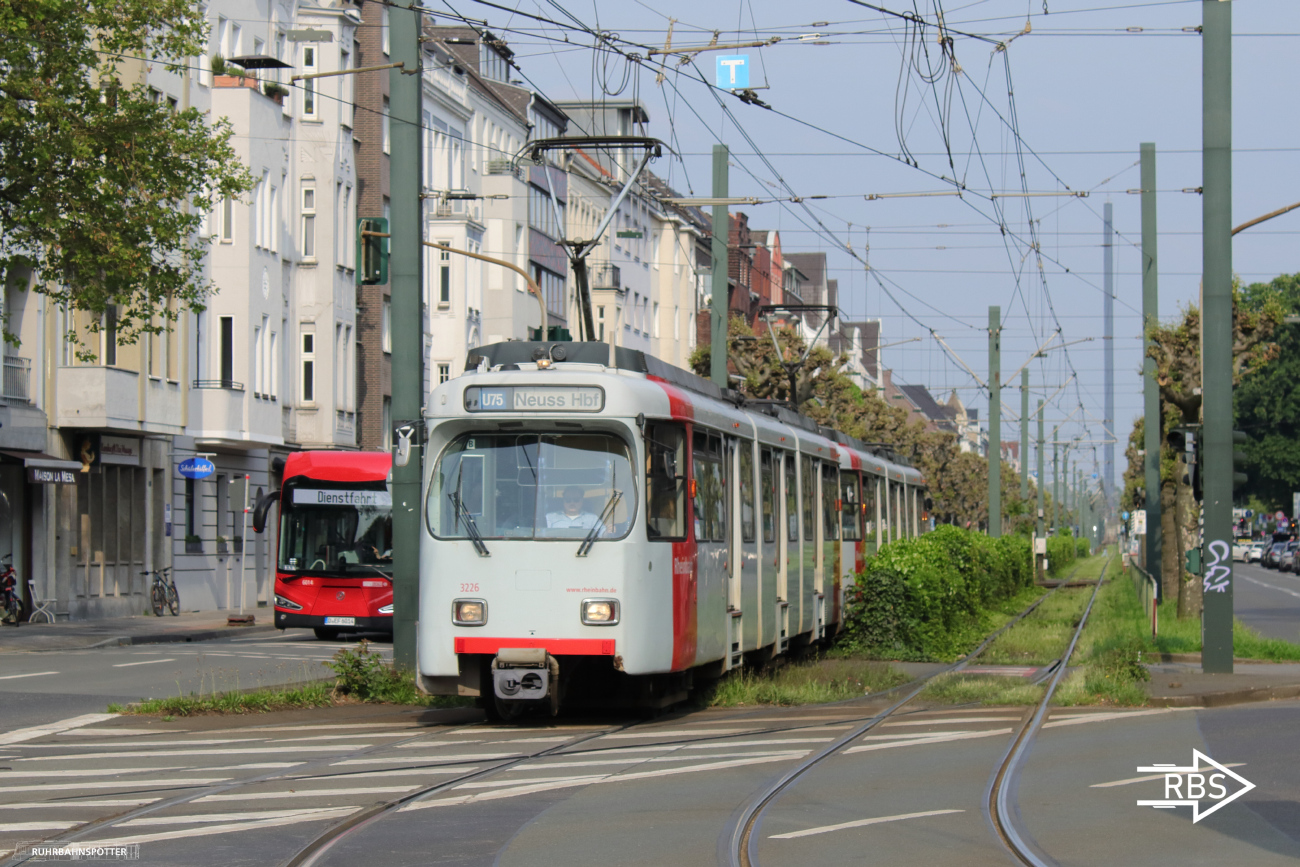 Дюссельдорф, Duewag GT8SU № 3226
