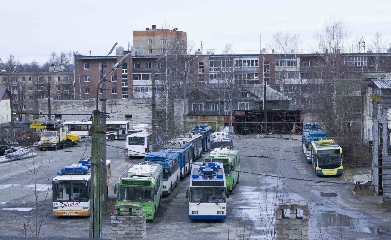 Петрозаводск, ВМЗ-5298-22 № 442; Петрозаводск — Троллейбусный парк № 1