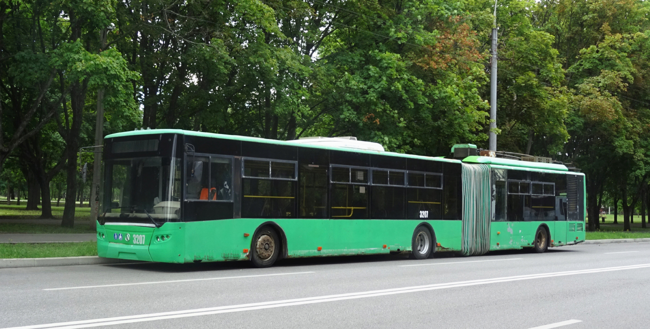 Харьков, ЛАЗ E301D1 № 3207