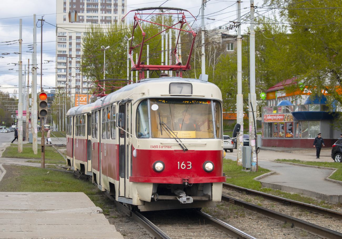 Iekaterinbourg, Tatra T3SU N°. 163
