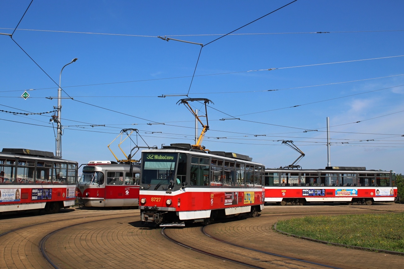 Прага, Tatra T6A5 № 8727