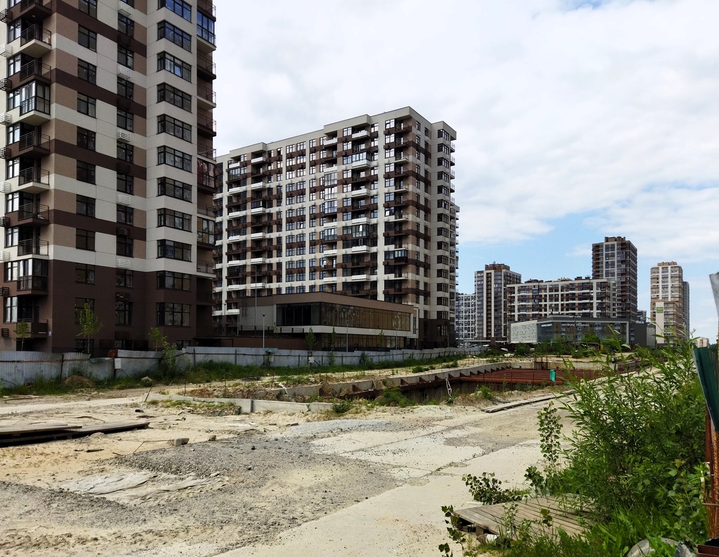 Киев — Метрополитен — Сырецко-Печерская линия