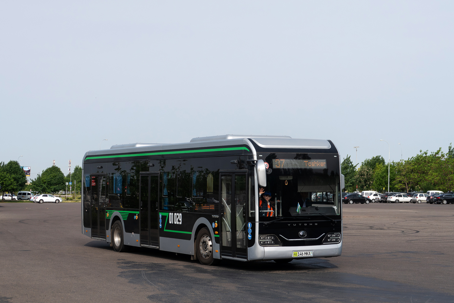 Ташкент, Yutong ZK6126BEVG № 01029