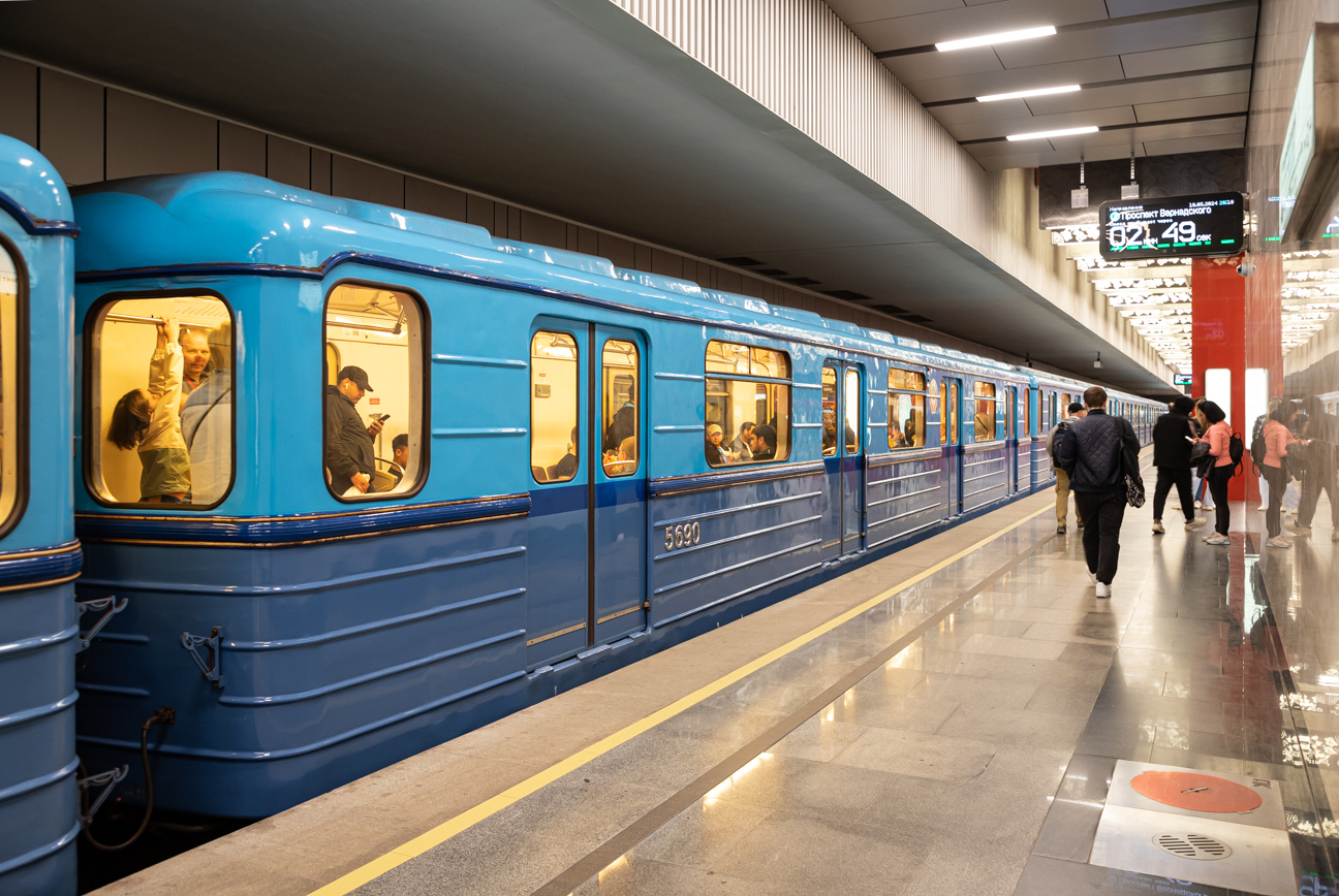 Москва, Еж3 № 5690; Москва — Парад поездов к 89-летию Московского метрополитена 18 — 19 мая 2024