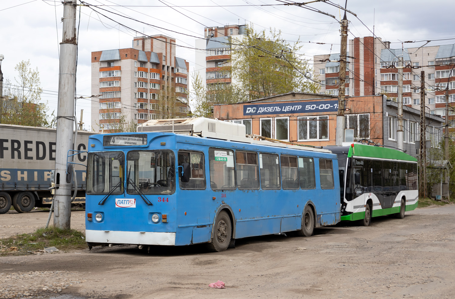 Вологда, ЗиУ-682ГМ1 (с широкой передней дверью) № 344