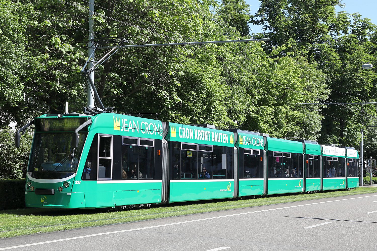 Базель, Siemens Combino № 327