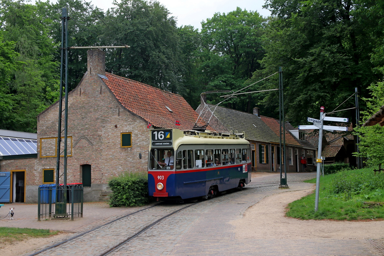 Арнем, Трёхосный моторный Werkspoor № 903