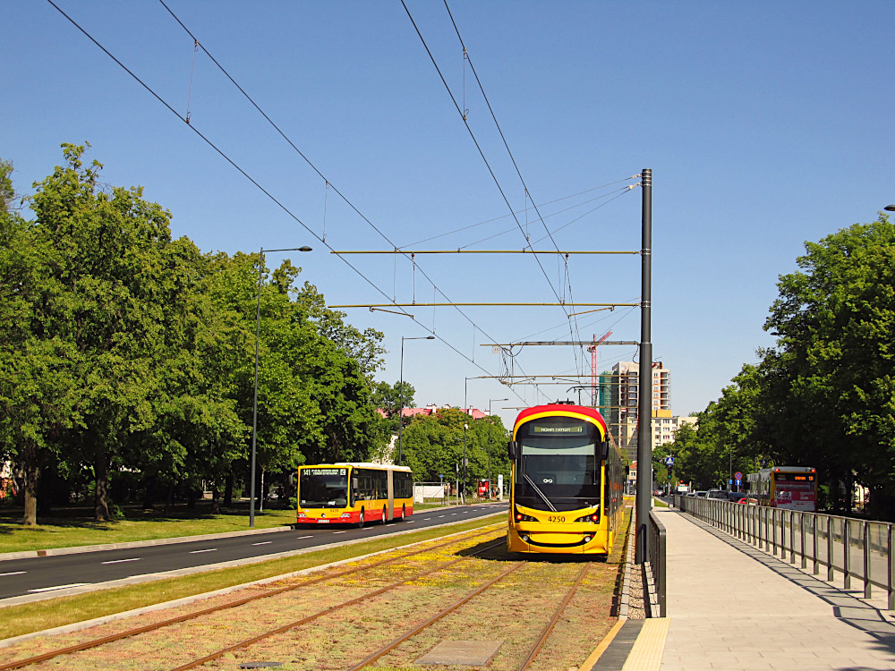 Варшава, Hyundai Rotem 140N № 4250