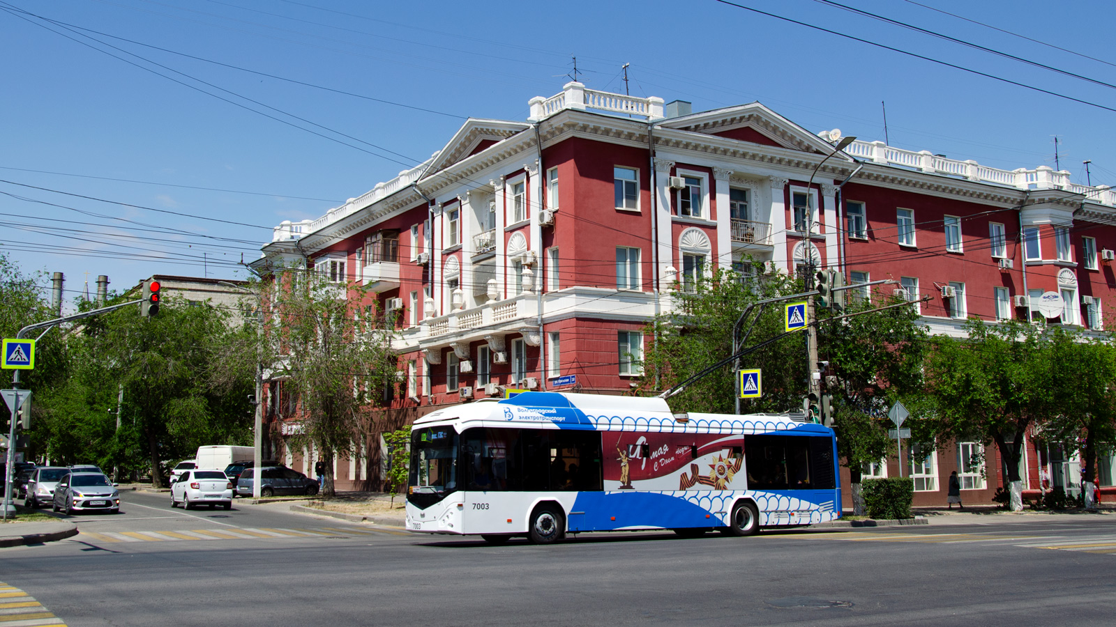Волгоград, БКМ 32100D № 7003