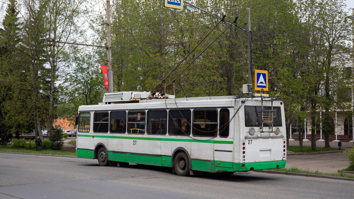 Рыбинск, ЛиАЗ-5280 № 27