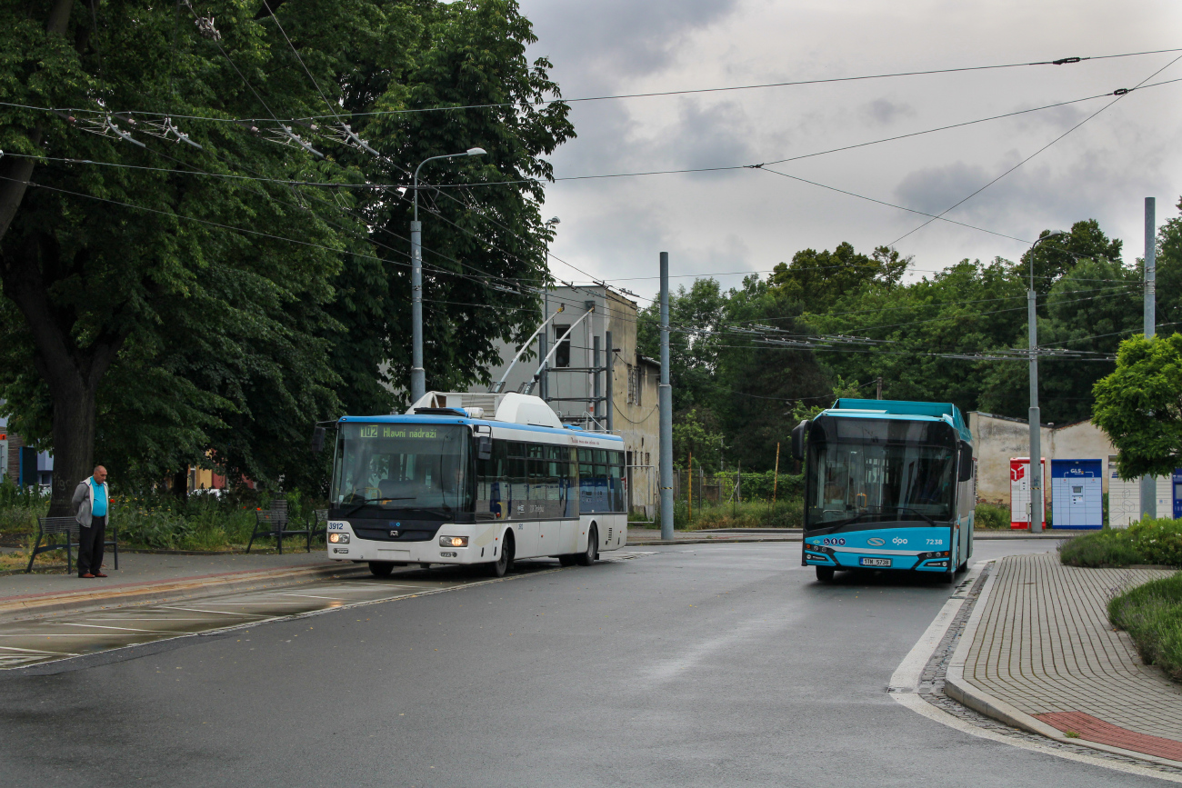Острава, SOR TNB 12 № 3912