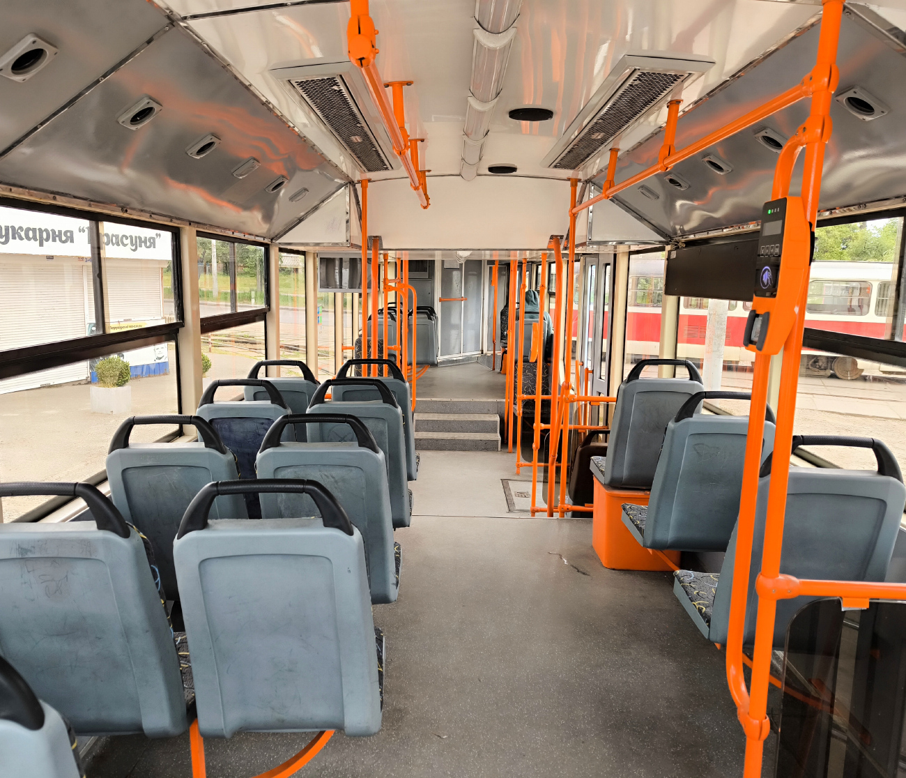 Киев, T3UA-3 «Каштан» № 604