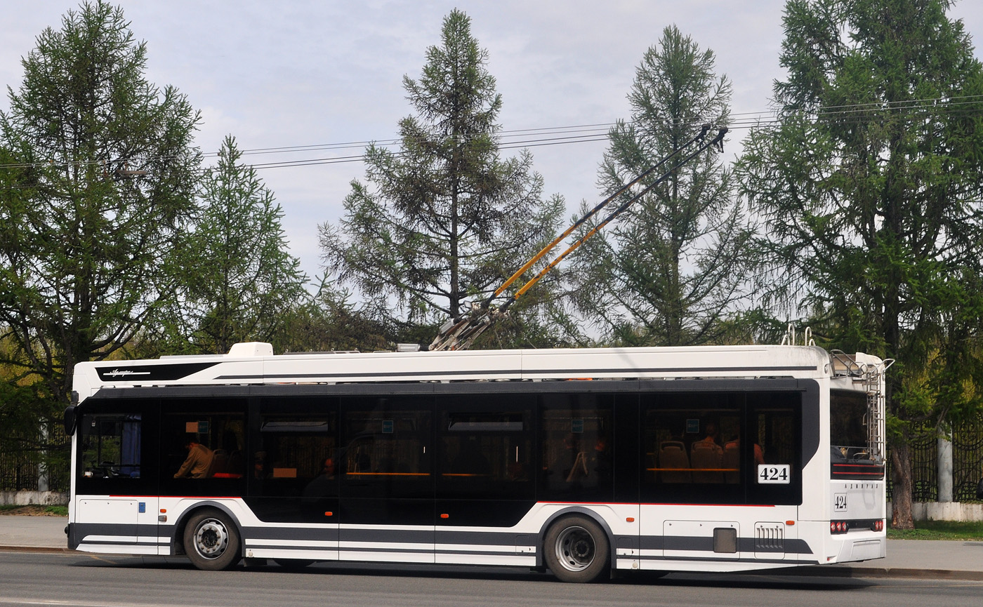 Омск, ПКТС-6281.00 «Адмирал» № 424