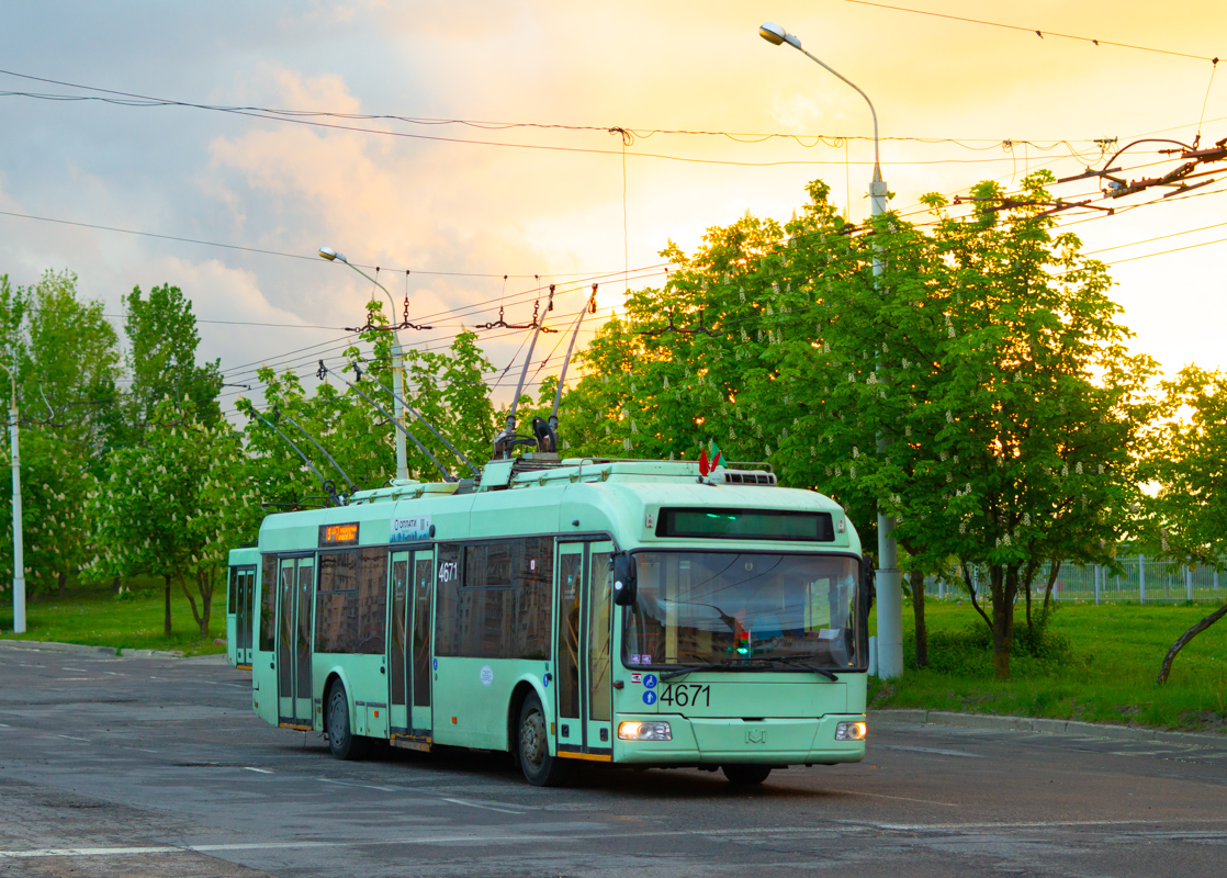 Минск, БКМ 321 № 4671