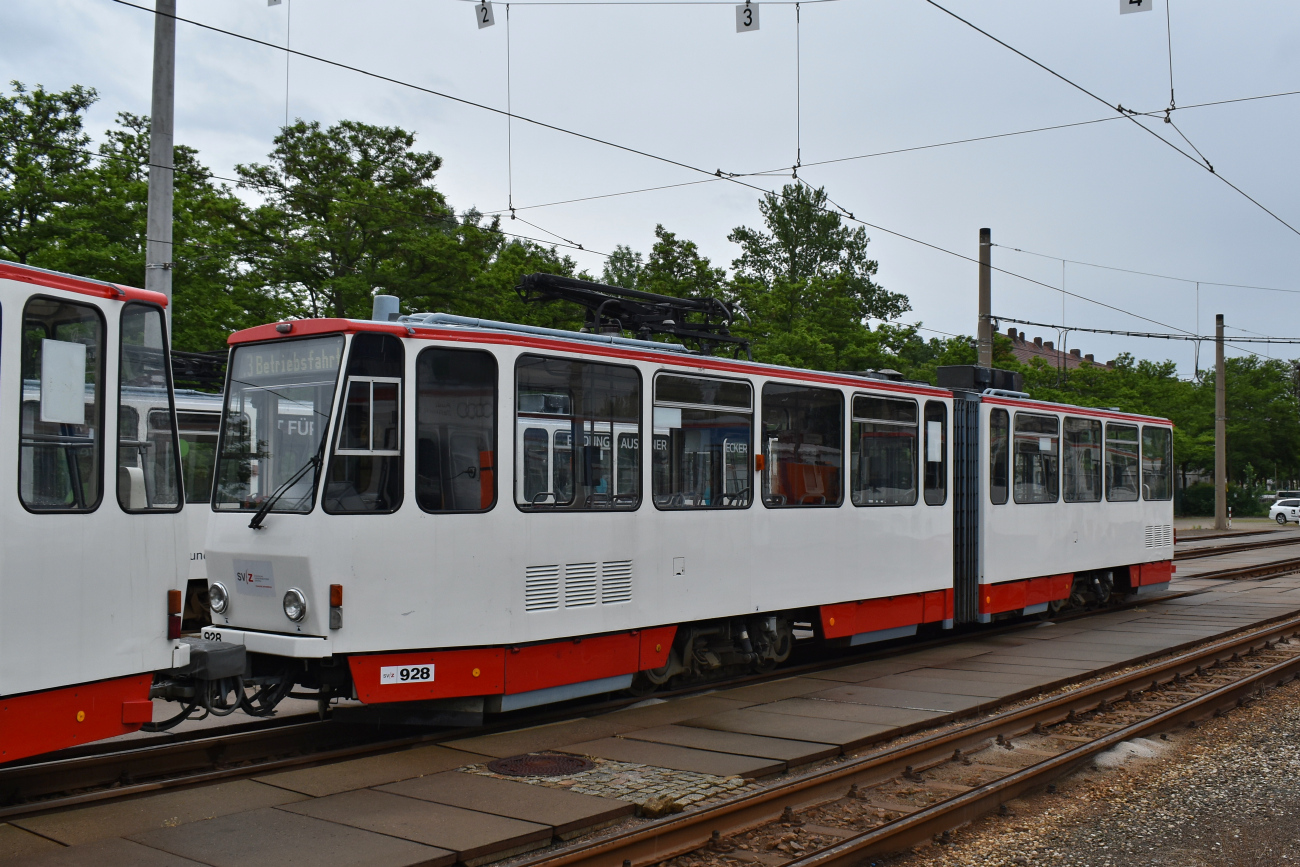 Цвиккау, Tatra KT4DMC № 928