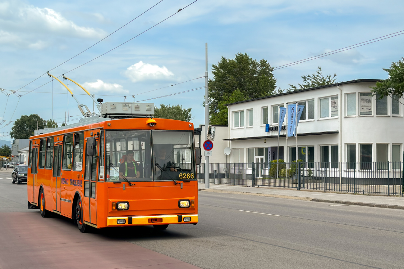 Bratislava, Škoda 14Tr10/6 № 8344 (6266)
