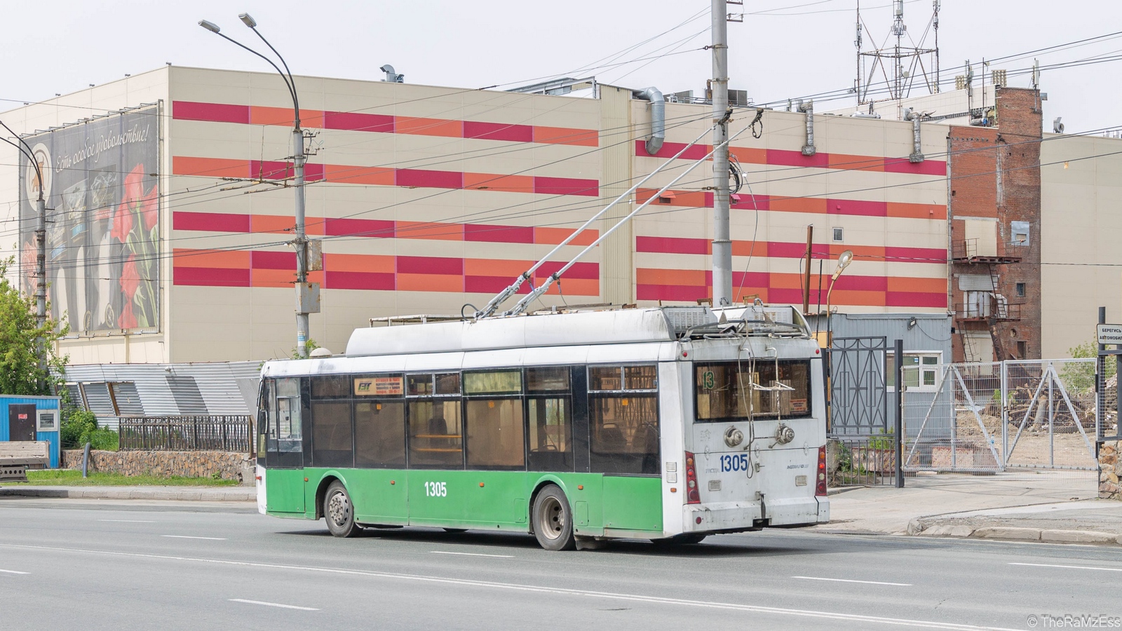 Новосибирск, Тролза-5265.00 «Мегаполис» № 1305