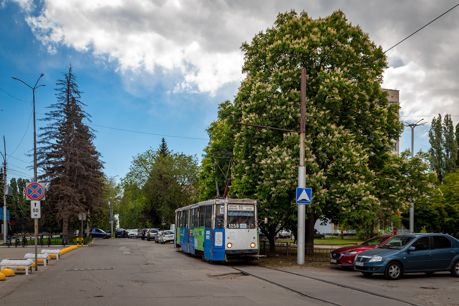 Саратов, 71-605 (КТМ-5М3) № 1258 Саратов, 71-605 (КТМ-5М3) № 1258