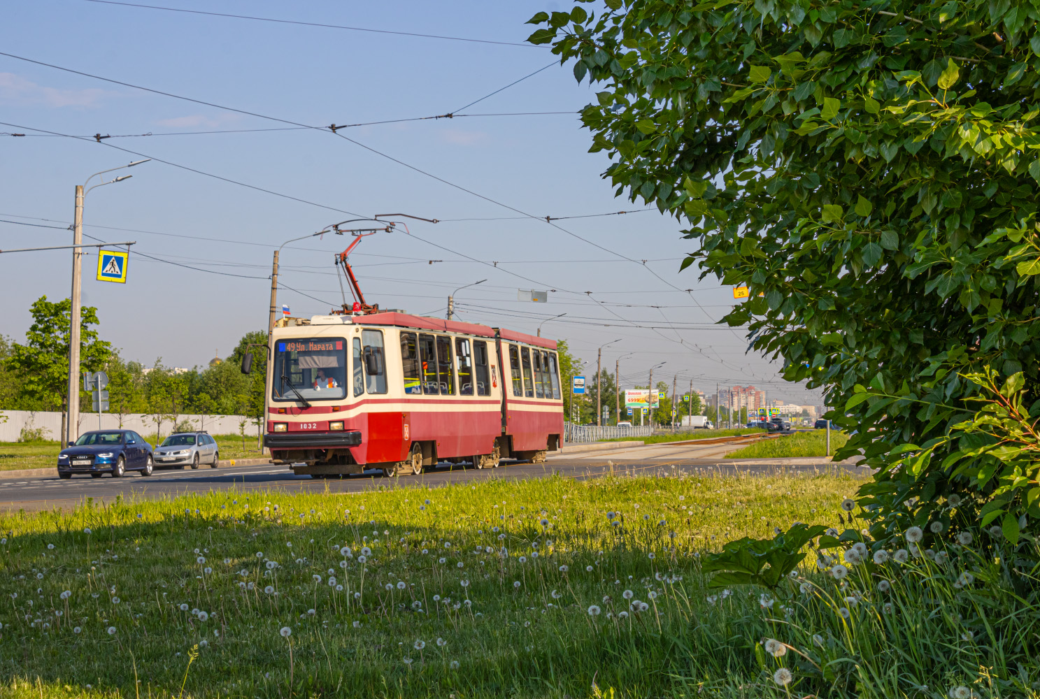 Saint-Petersburg, LVS-86M2 # 1032 Saint-Petersburg, LVS-86M2 # 1032