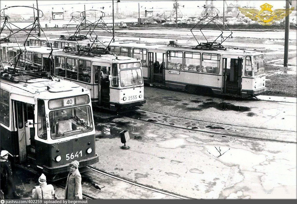 Санкт-Петербург, ЛМ-68М № 5641; Санкт-Петербург, ЛМ-68М № 2555