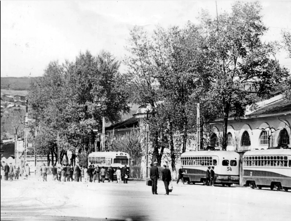 Златоуст, МТВ-82 № 54; Златоуст — Старые фотографии (до 1991 г.)