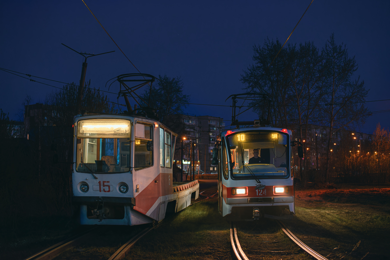 Нижний Тагил, 71-608КМ № 15; Нижний Тагил, 71-407 № 124