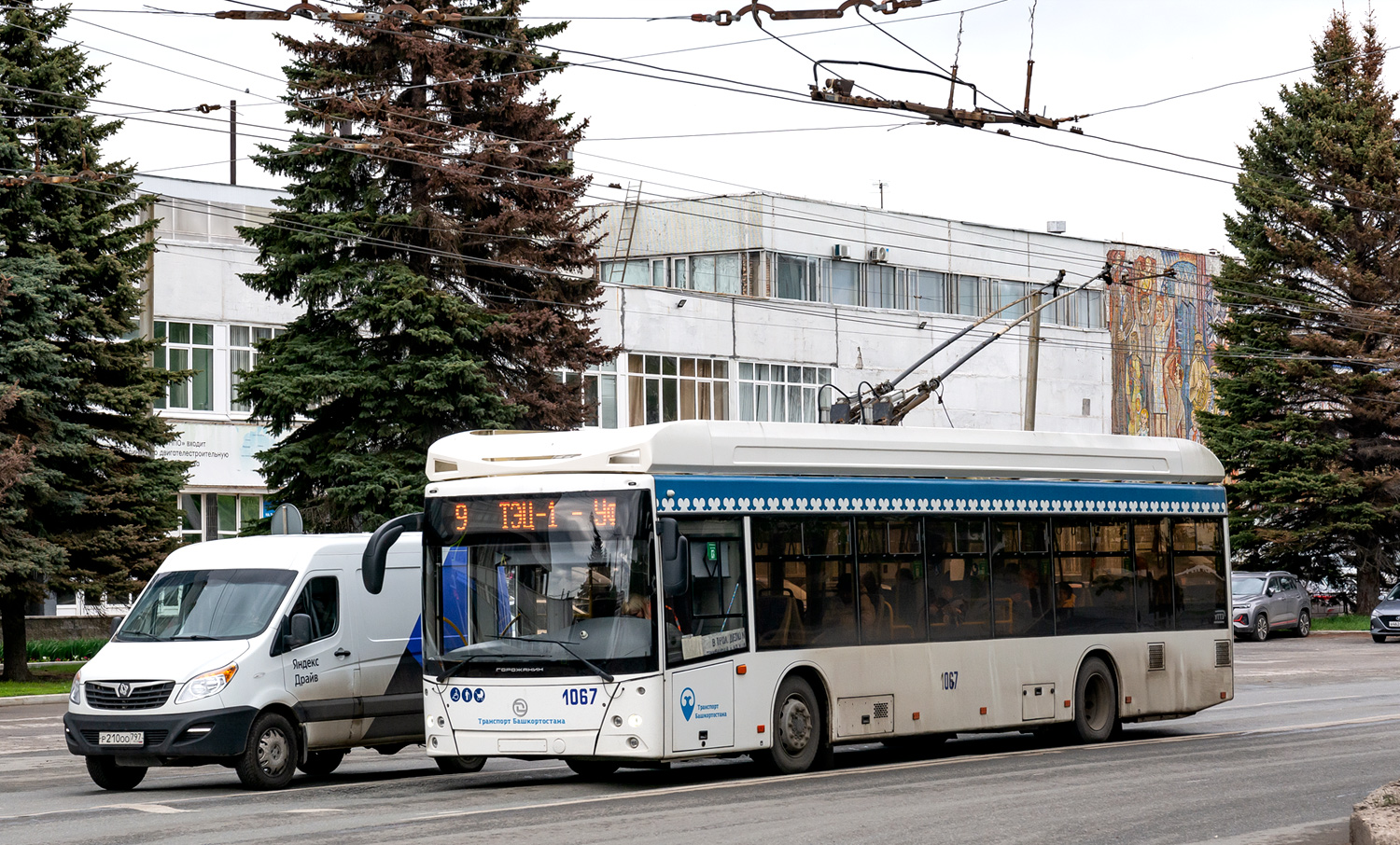 Уфа, УТТЗ-6241.01 «Горожанин» № 1067