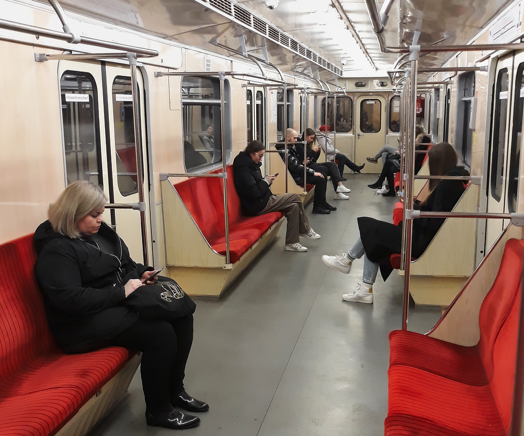 Варшава, 81-573.1 № 423