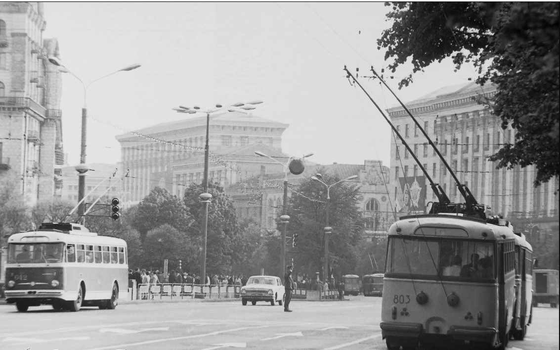 Kyjiw, Škoda 9Tr13 Nr. 642; Kyjiw, Škoda 9Tr9 Nr. 803; Kyjiw — Closed trolleybuses lines; Kyjiw — Historical photos