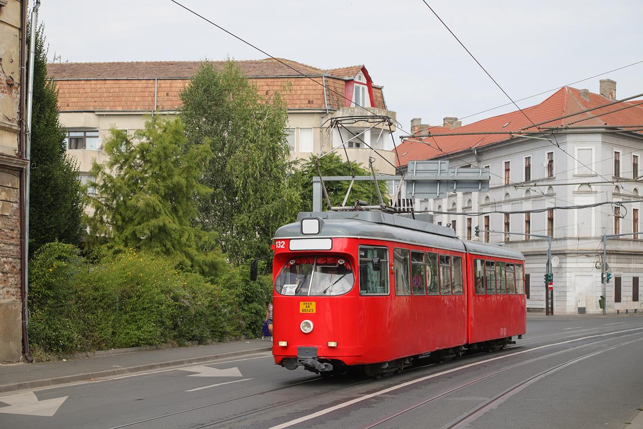 Арад, Duewag GT6 № 0132