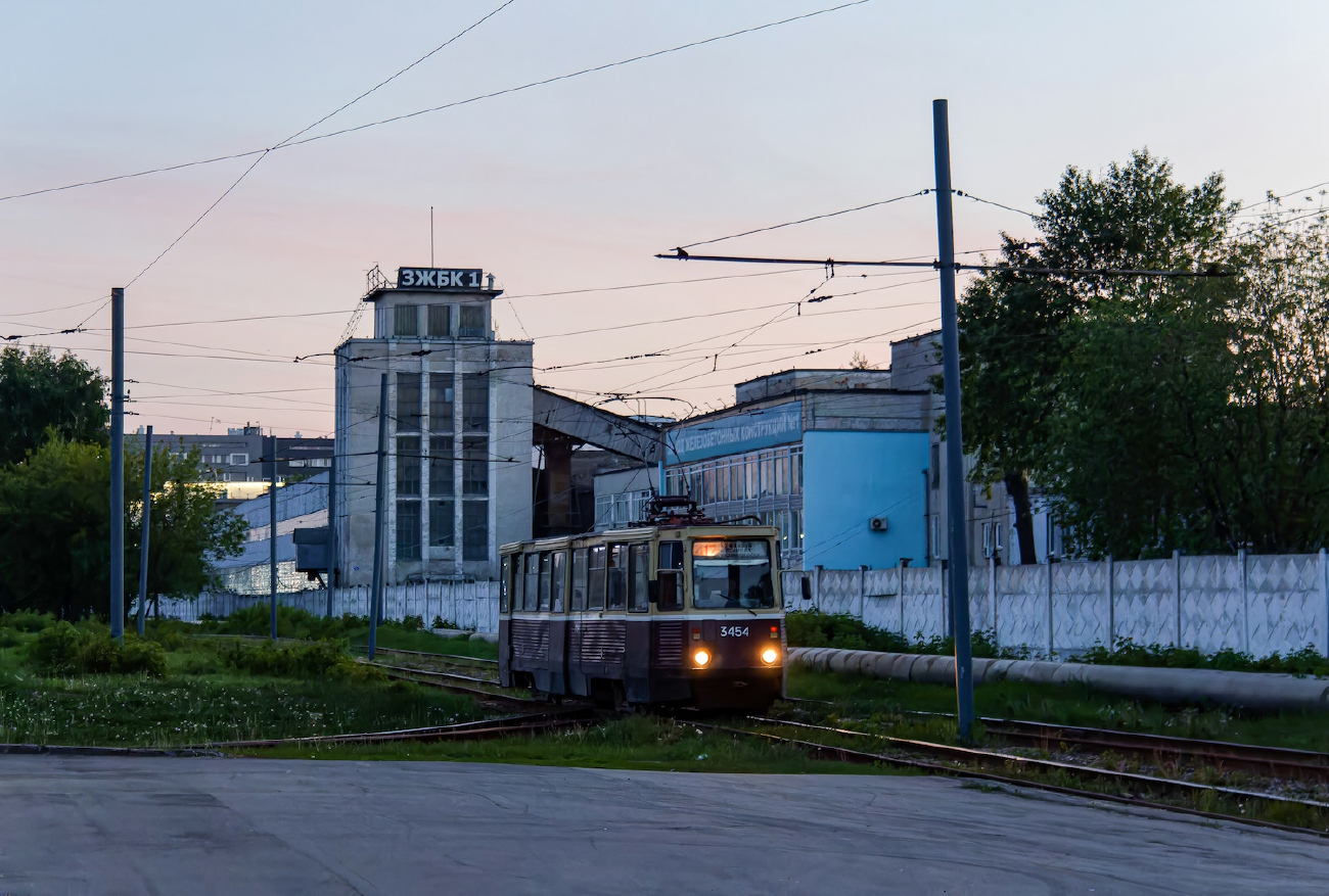 Nijni Novgorod, 71-605 (KTM-5M3) N°. 3454 Nijni Novgorod, 71-605 (KTM-5M3) N°. 3454