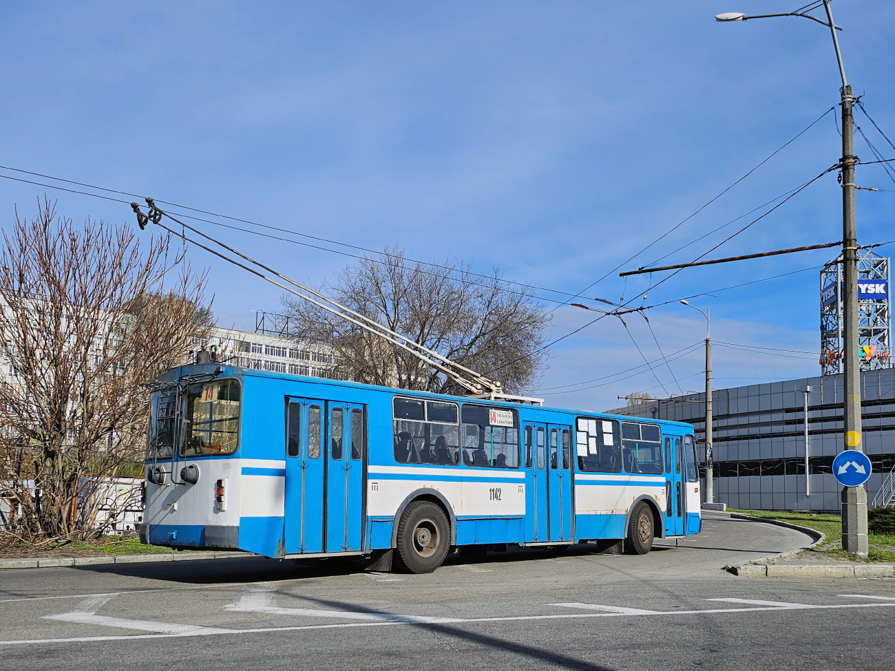 Днепр, ЗиУ-682Г-016 (018) № 1142