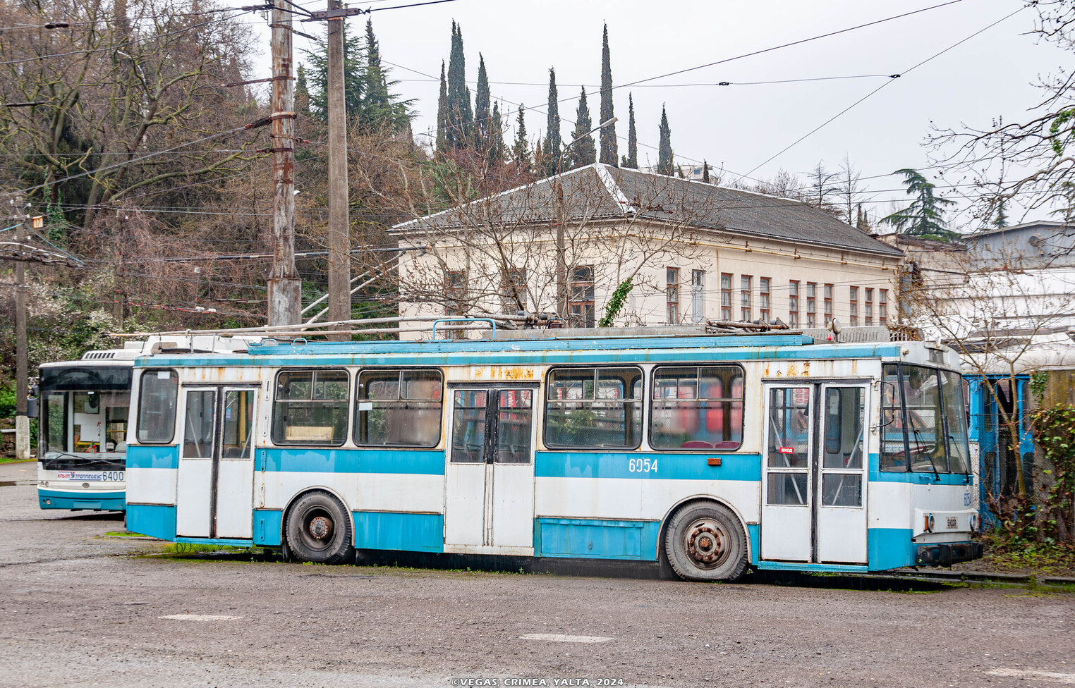 Крымский троллейбус, Škoda 14Tr02/6 № 6054