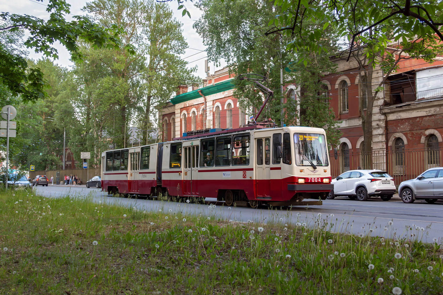 Sankt Petersburg, LVS-86K Nr. 7004