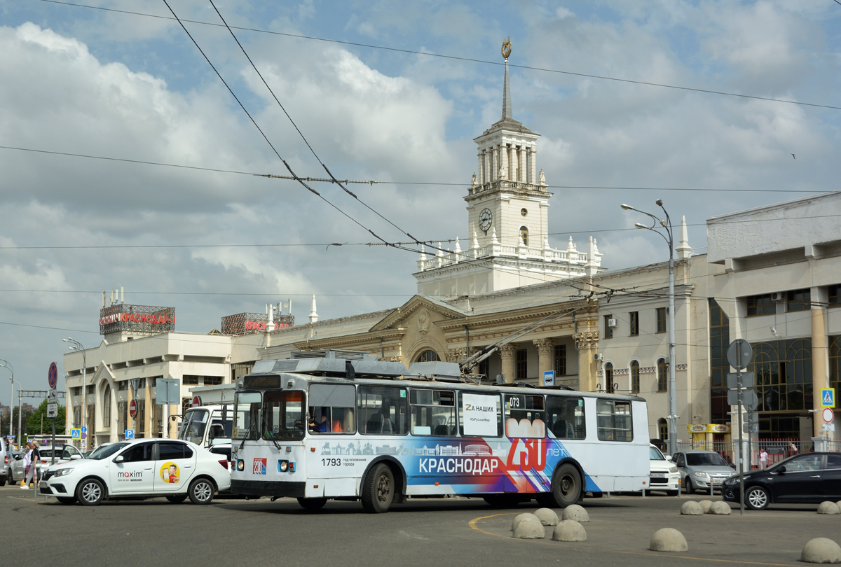 Краснодар, ЗиУ-682В № 073