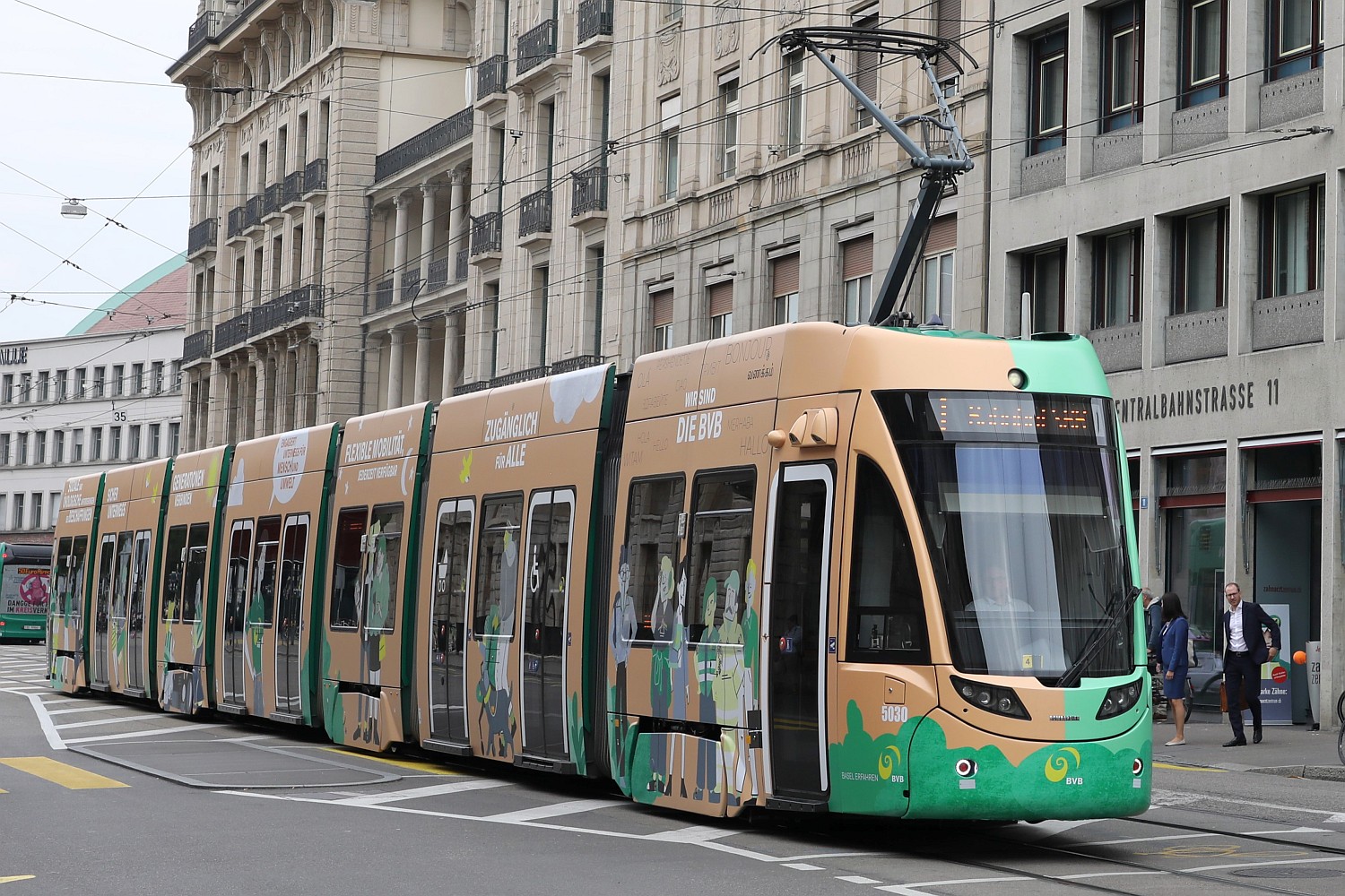 Базель, Bombardier Flexity 2 № 5030 Базель, Bombardier Flexity 2 № 5030