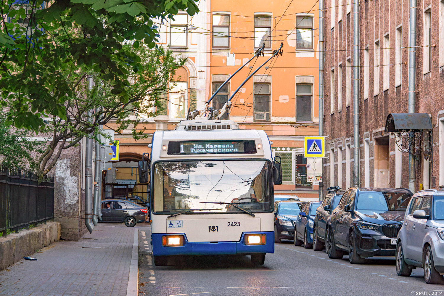 Санкт-Петербург, БКМ 321 № 2423