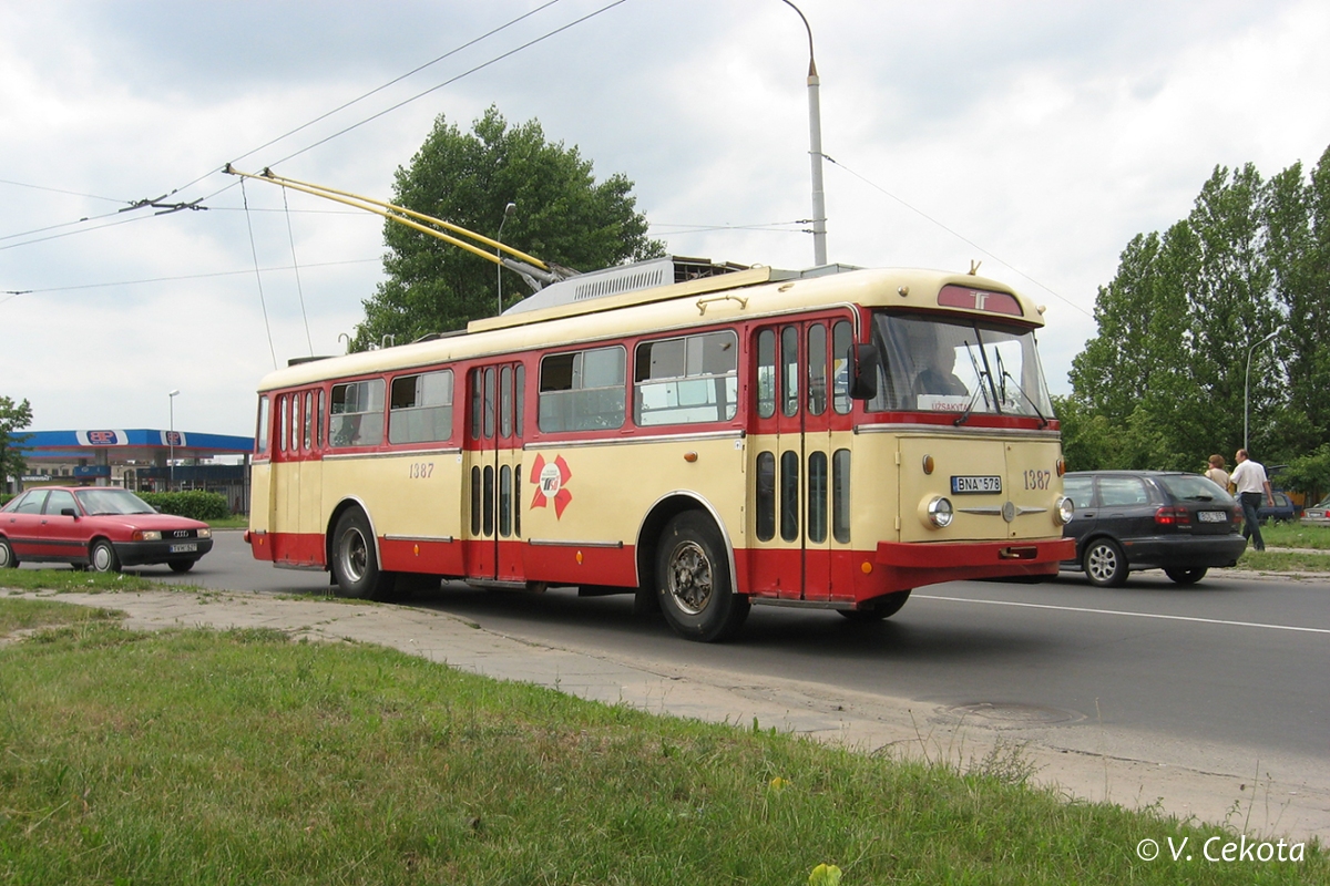 Вильнюс, Škoda 9TrH29 № 1387