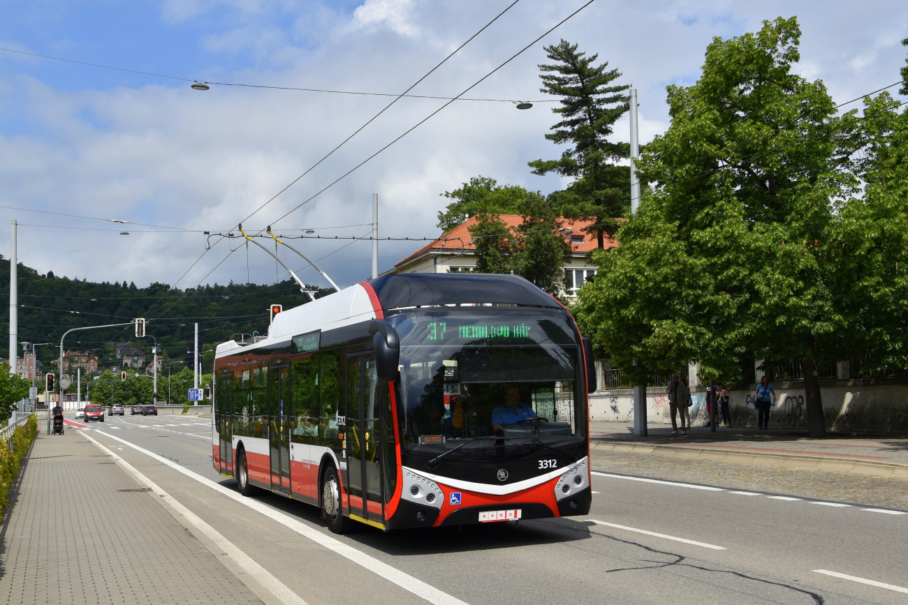 Брно, Škoda 32Tr SOR № 3312
