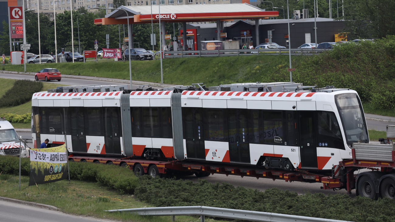 Таллин, PESA Twist 147N № 521