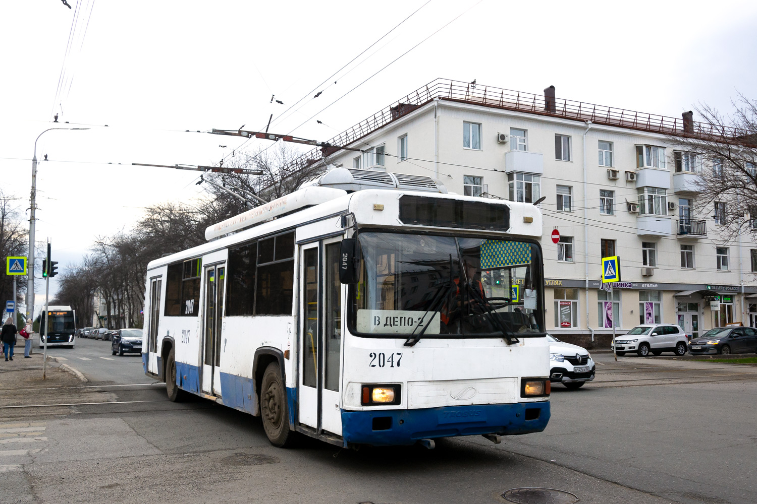 Уфа, БТЗ-52761Т № 2047