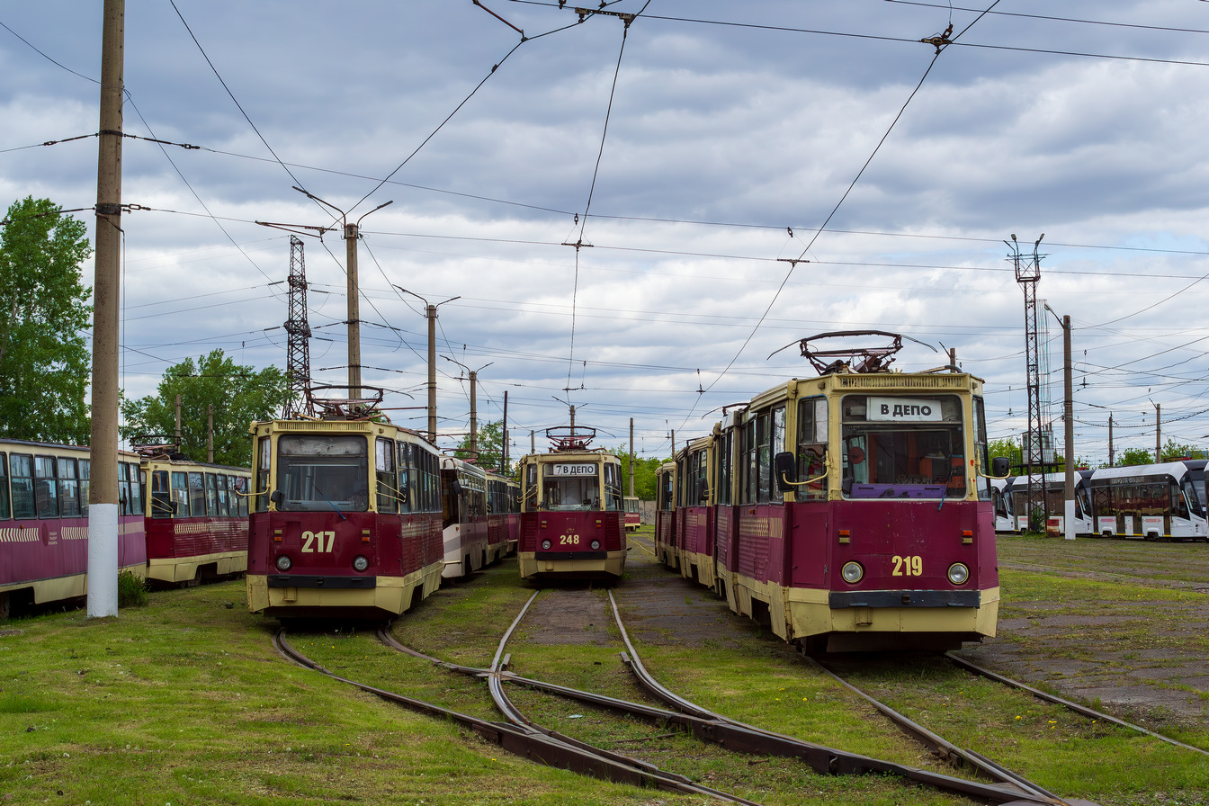 Krasnojarsk, 71-605 (KTM-5M3) Nr. 217; Krasnojarsk, 71-605 (KTM-5M3) Nr. 248; Krasnojarsk, 71-605 (KTM-5M3) Nr. 219