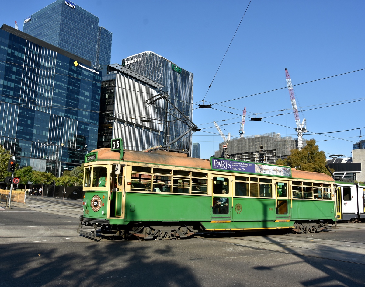 Мельбурн, MMTB W6 Class № 981