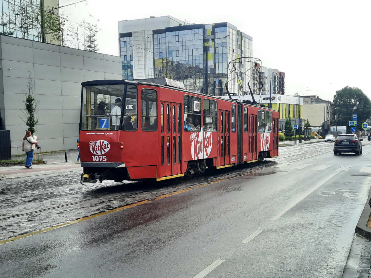 Львов, Tatra KT4SU № 1075