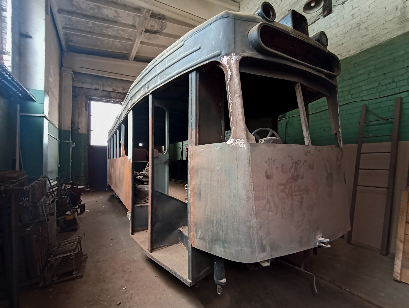 Jaroszlavl, KTM-1 — КТМ-1