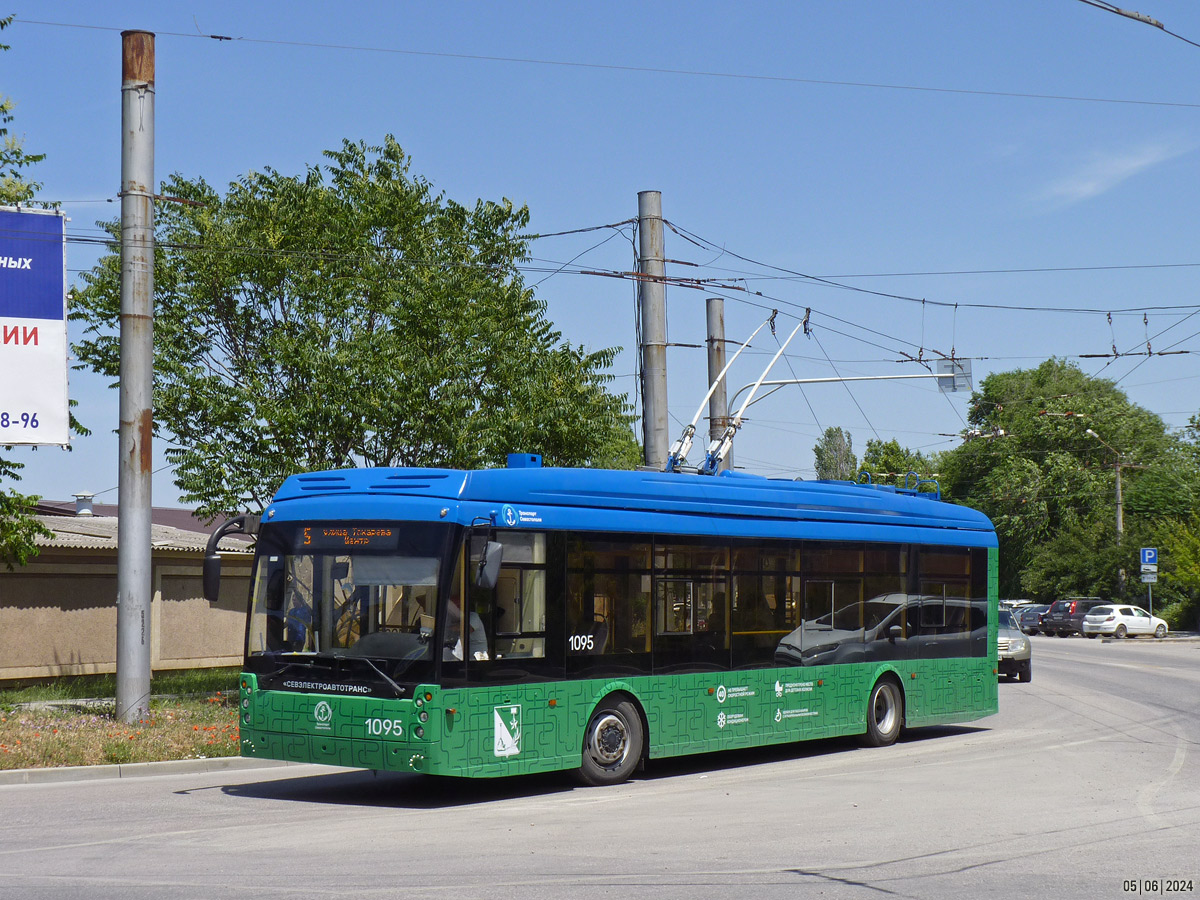 Севастополь, Тролза-5265.03 «Мегаполис» № 1095