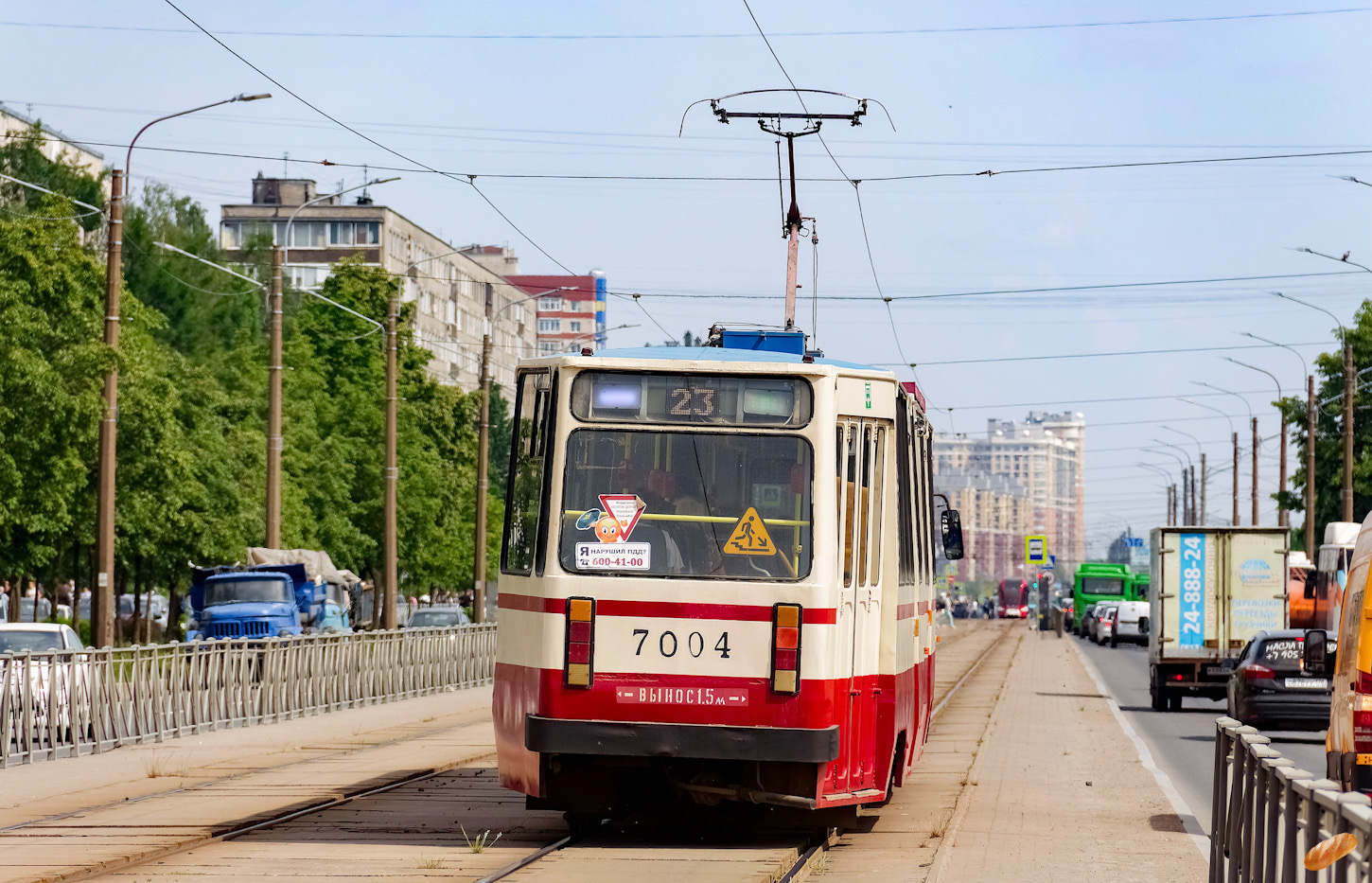 Sankt Petersburg, LVS-86K Nr 7004 Sankt Petersburg, LVS-86K Nr 7004